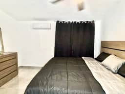 Beachfront Apt | King Bed + 1 Child - Image 5