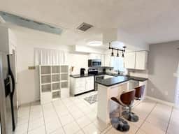 Entire 3-Bedroom House in Kissimmee - Image 4