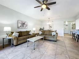 Entire Condo | 3Bed/3Bath | Free Resort Access | 5 mins to Disney Park - Image 3
