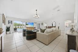 Lakefront Pool Home | Disney | 16+ Guests | Spa - Image 5