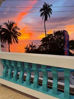 Playa Paradise: Queen ~ Bunk ~ Sofa Bed | Sleeps 8 - Image 5
