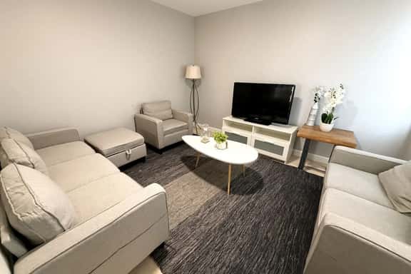 Entire 3-Bedroom House in Kissimmee - Image 1