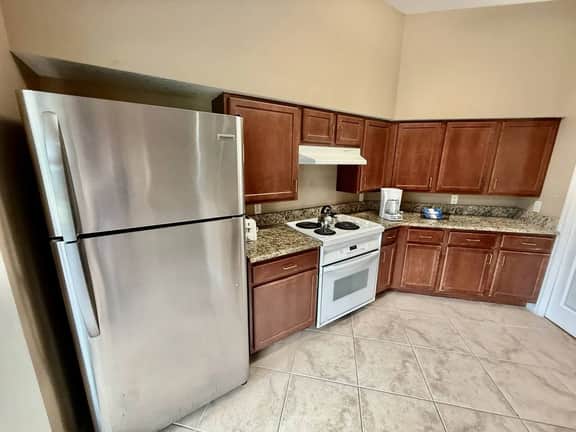 Entire Condo | Free Club Access | 5 mins to Disney Park - Image 5