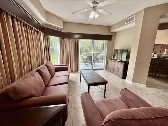 Entire Condo | Free Club Access | 5 mins to Disney Park - Image 2