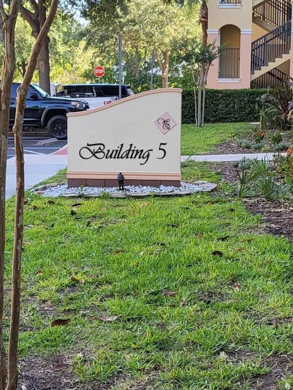 Entire Condo | Free Club Access | 5 mins to Disney Park - Image 3