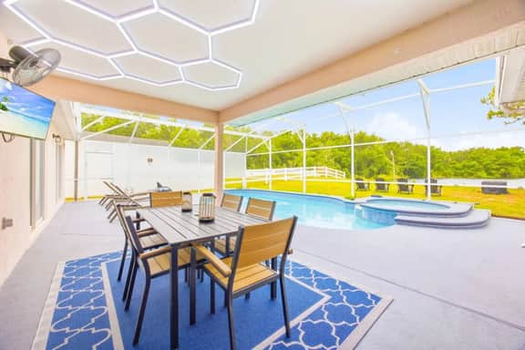 Lakefront Pool Home | Disney | 16+ Guests | Spa - Image 4