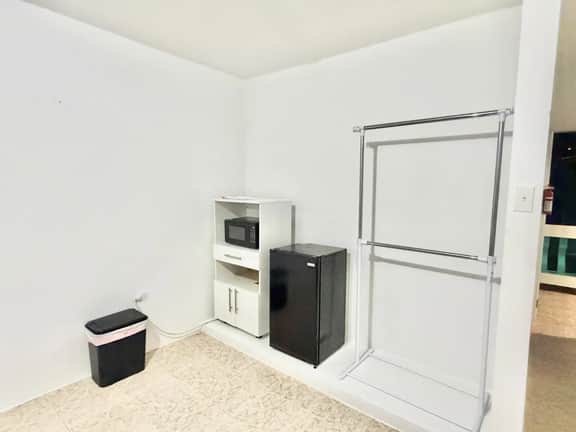 Playa Paradise | Studio Apartment | Queen Bed - Image 4